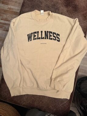 Sporty & Rich Wellness Ivy Crewneck Sweatshirt in Cotton, Cream